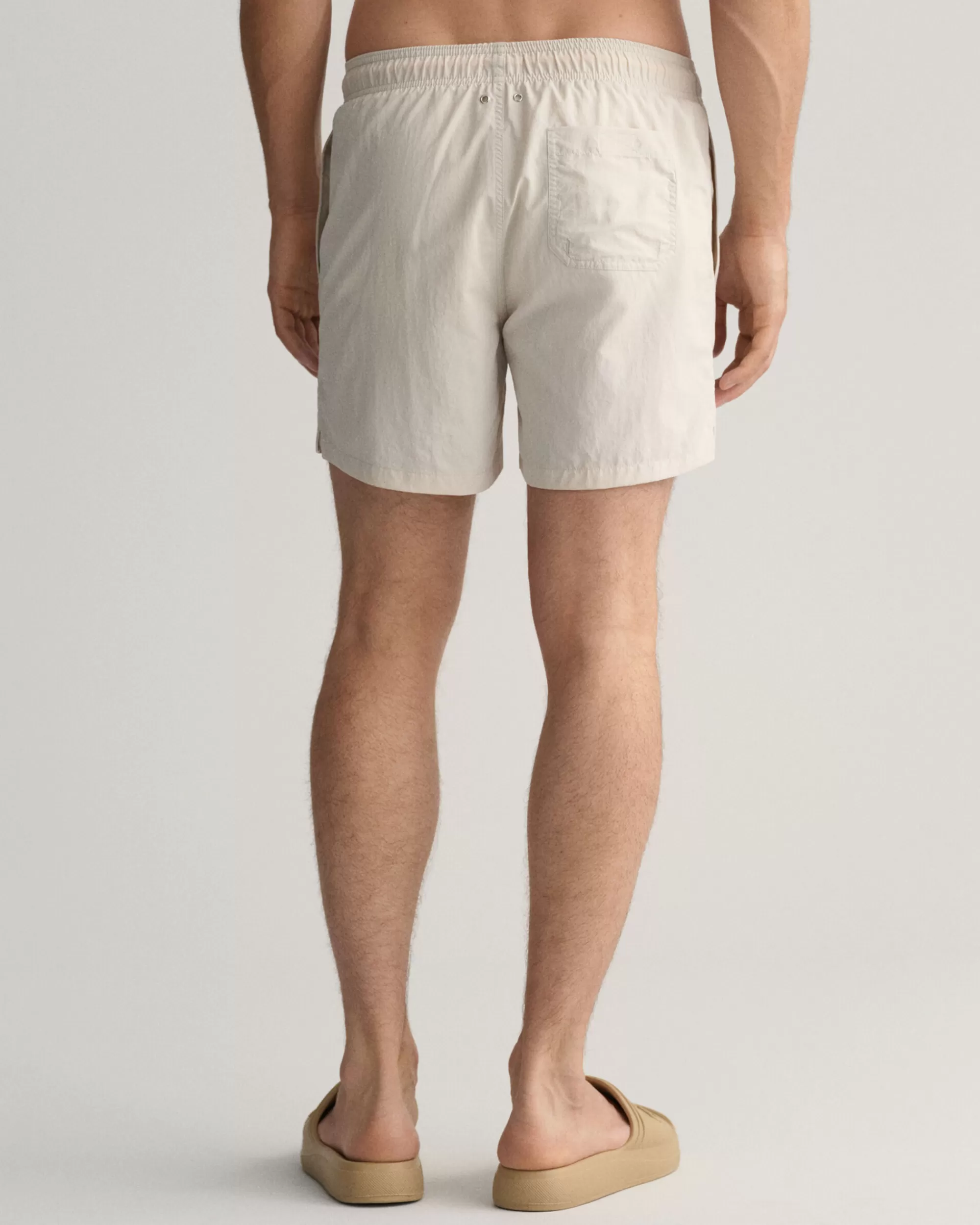 Uimahousut^GANT Classic Fit ‑Mitoitetut Uimashortsit Putty