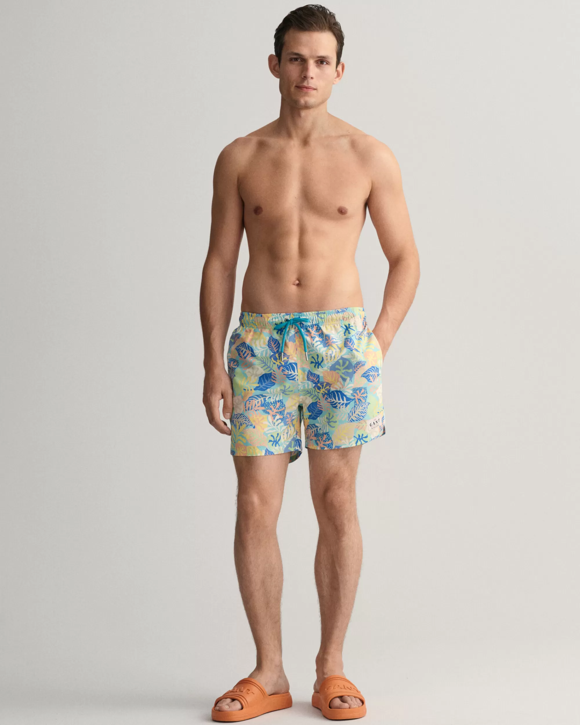 Uimahousut^GANT Classic Fit ‑Mitoitetut Uimashortsit Trooppisella Printtikuosilla Lagoon