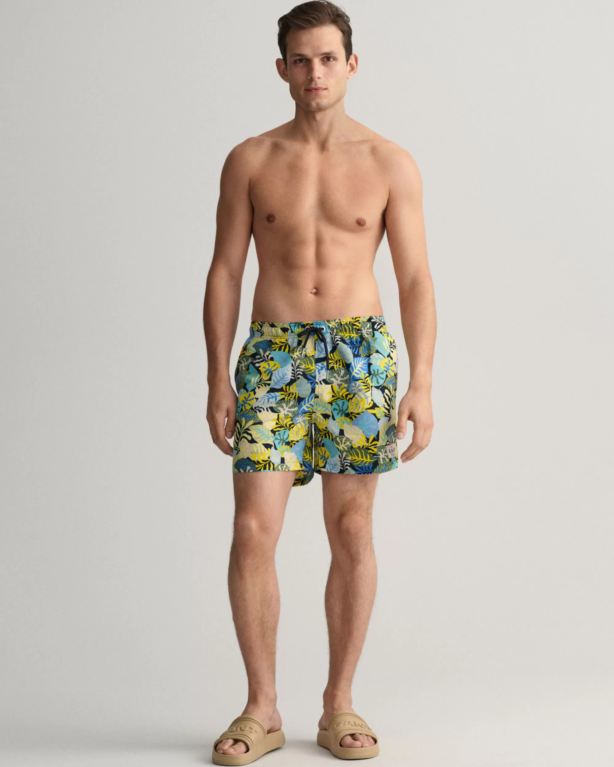 Uimahousut^GANT Classic Fit ‑Mitoitetut Uimashortsit Trooppisella Printtikuosilla Marine