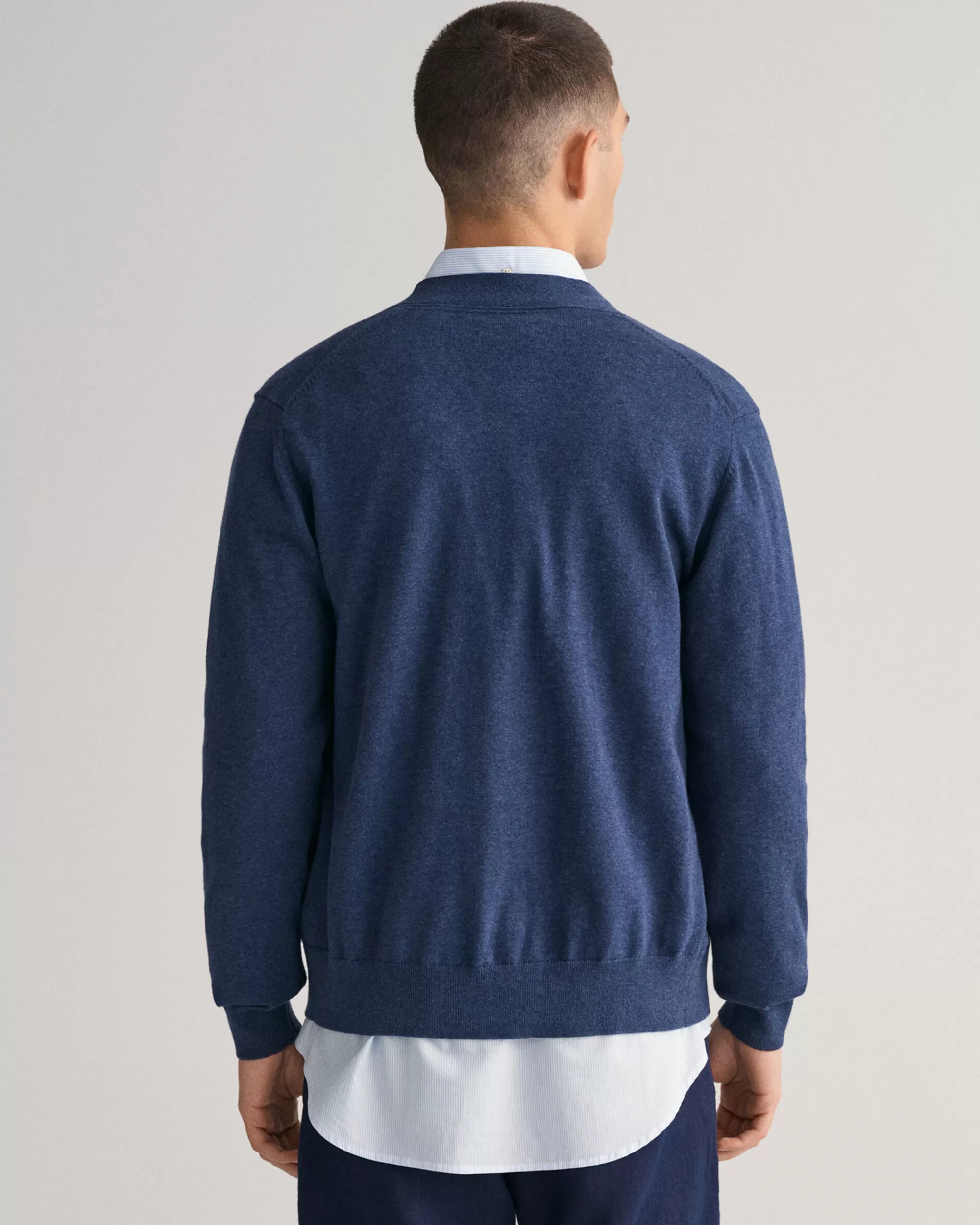 Neuleet^GANT Classic-Puuvillaneuletakki V-Paantiella Dk Jeansblue Melange