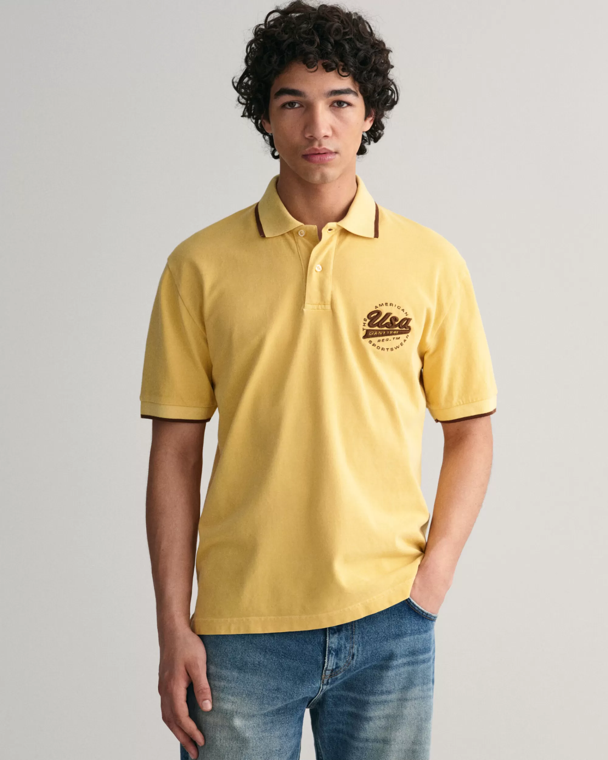 Pikeepaidat^GANT Usa -Pikeepaita Light Mustard Yellow