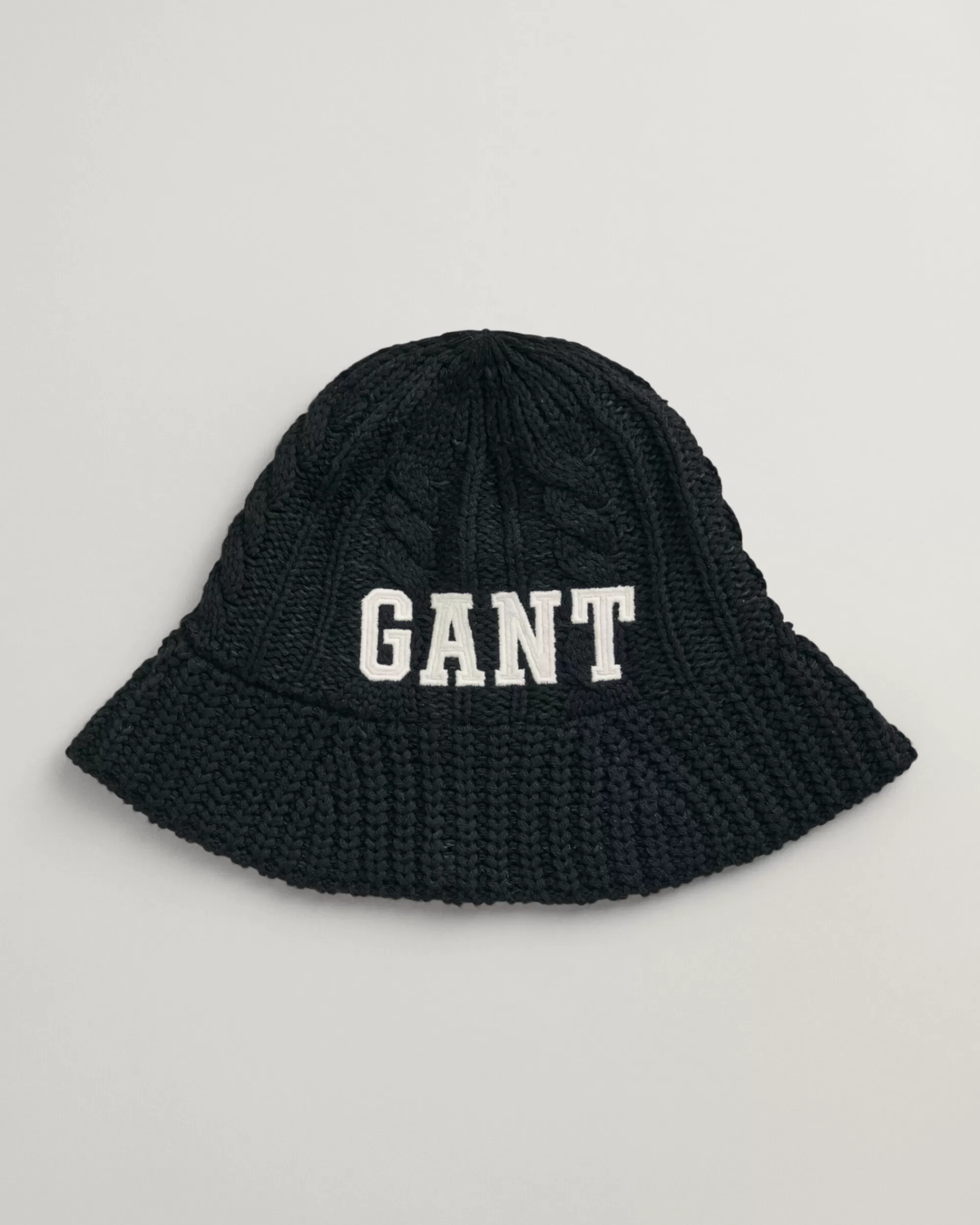 Pipot^GANT Neulehattu Ebony Black