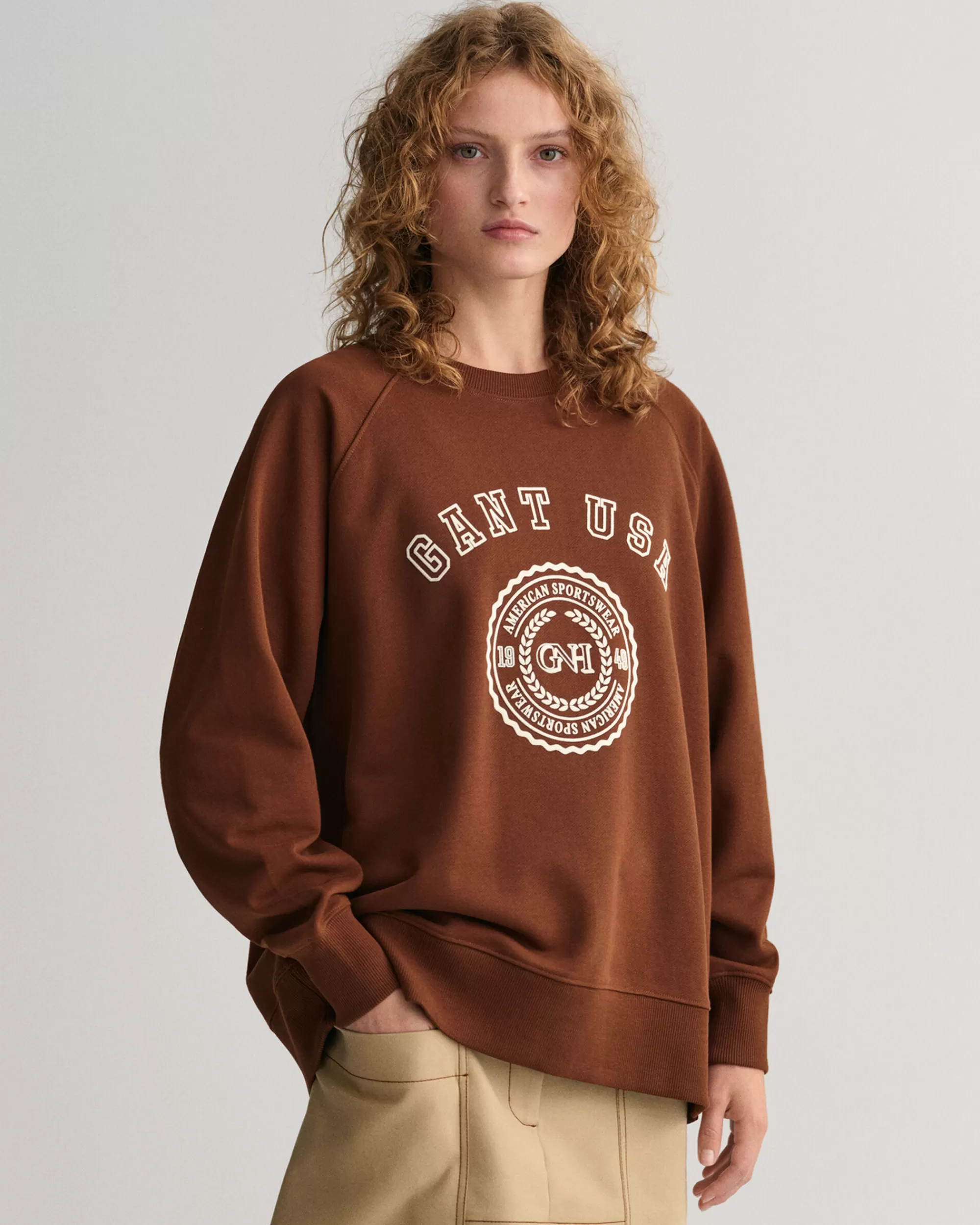 Hupparit & Collegepaidat^GANT Oversized Fit -Mitoitettu Usa -Collegepaita Jossa Pyorea Paantie Mahogany Brown