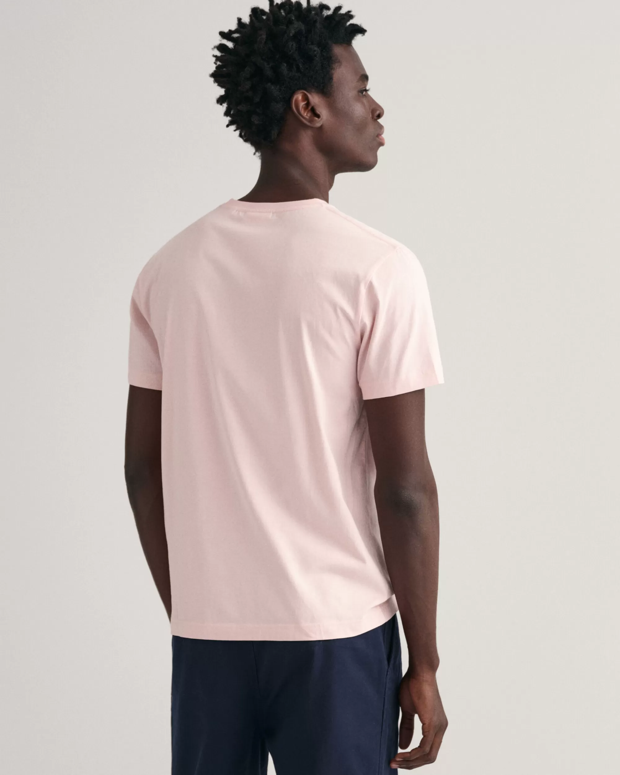 T-Paidat^GANT Regular Fit ‑Mitoitettu Shield-T‑Paita Faded Pink