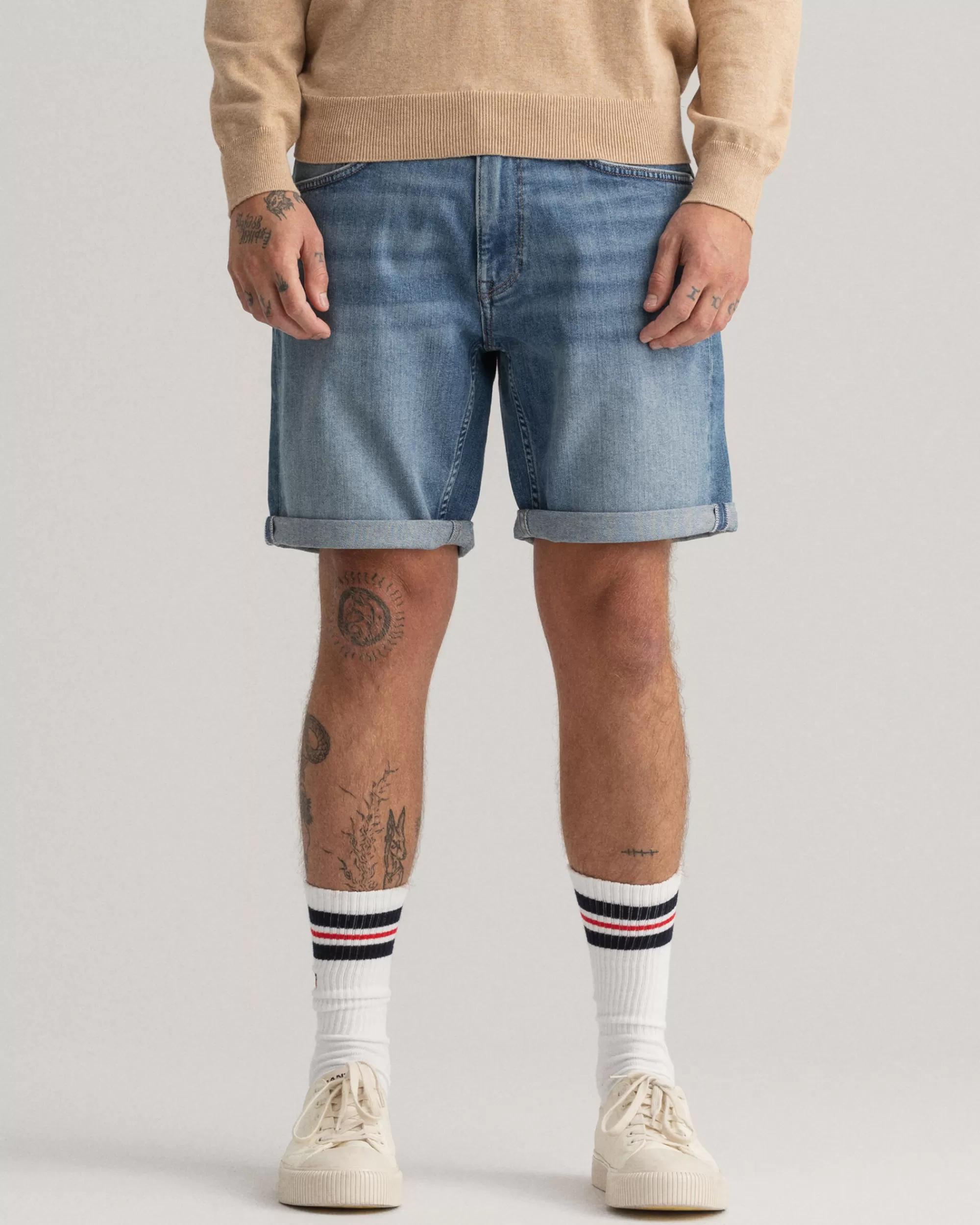 Shortsit^GANT Regular Fit ‑Mitoitetut Arley-Farkkushortsit Mid Blue Worn In