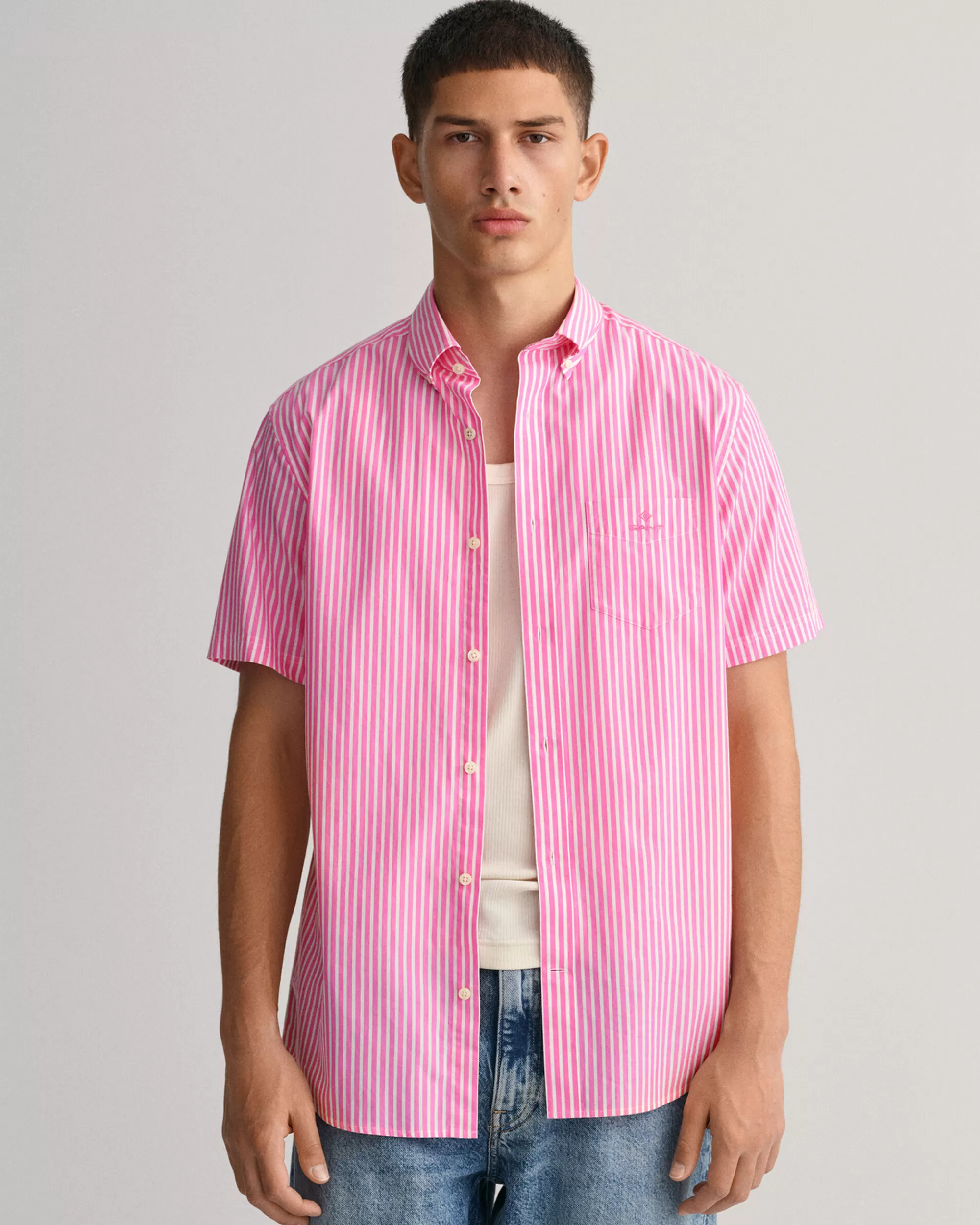 Paidat^GANT Regular Fit ‑Mitoitettu Raidallinen Paita Broadcloth-Kankaasta Perky Pink