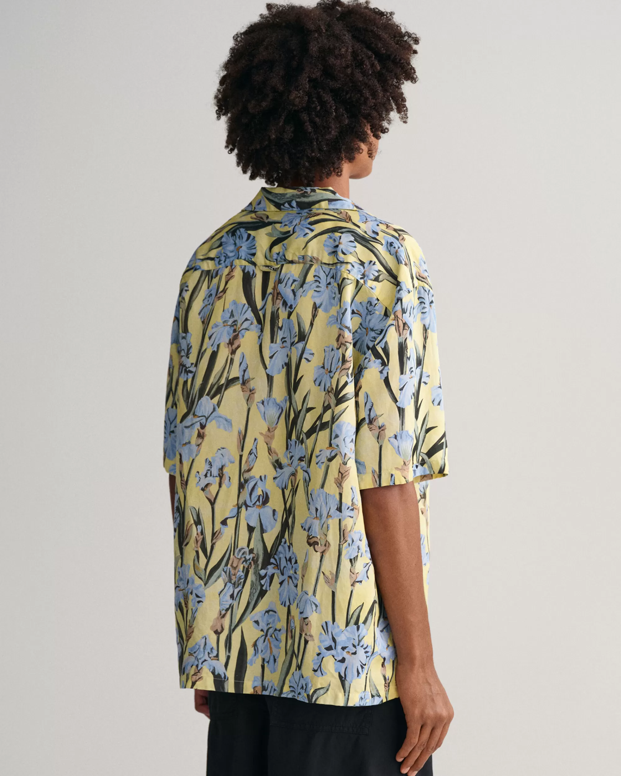 Paidat^GANT Relaxed Fit ‑Mitoitettu Lyhythihainen Iris Print ‑Pellava-Lyosellipaita Sun Yellow