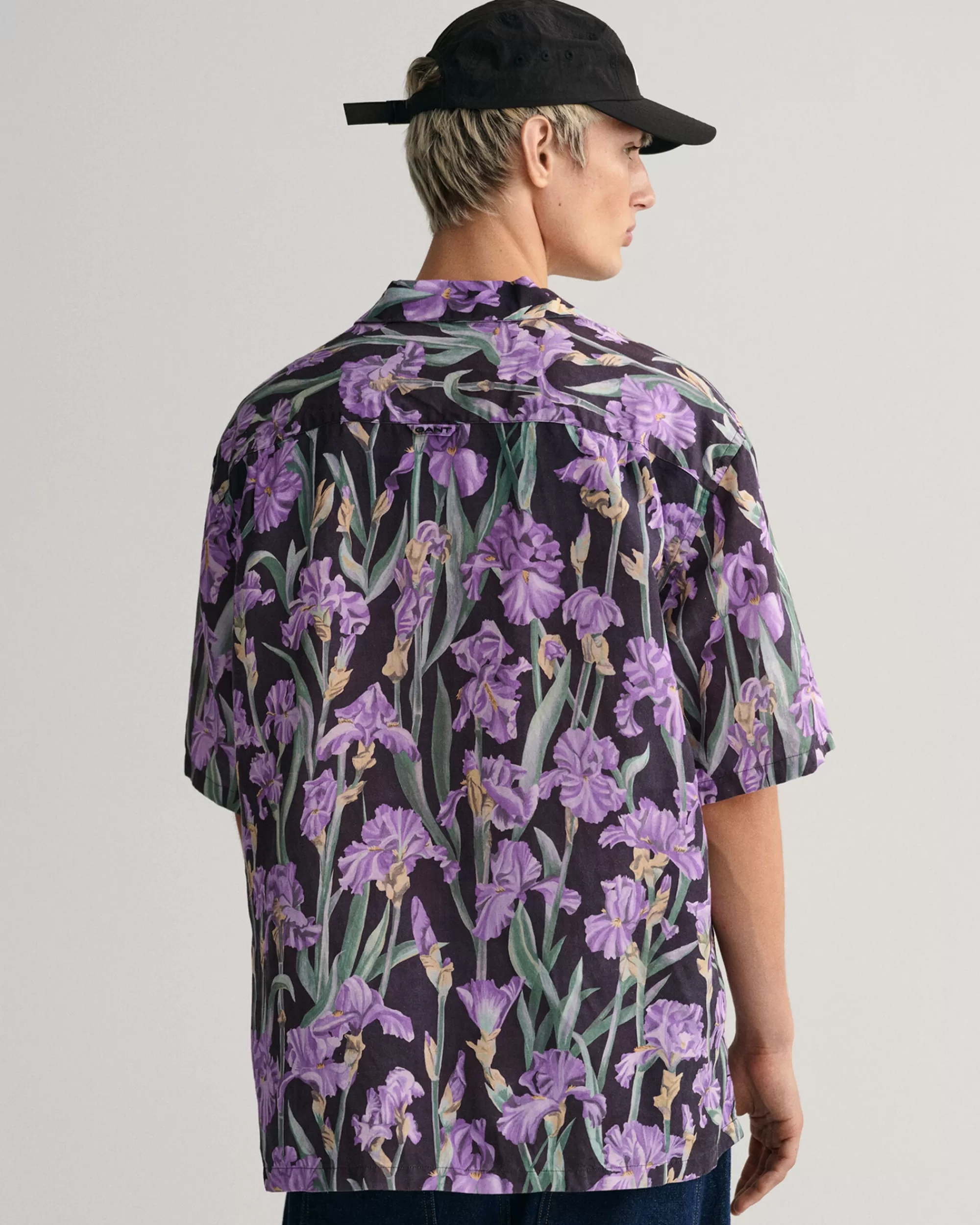 Paidat^GANT Relaxed Fit ‑Mitoitettu Lyhythihainen Iris Print ‑Pellava-Lyosellipaita Dark Violet