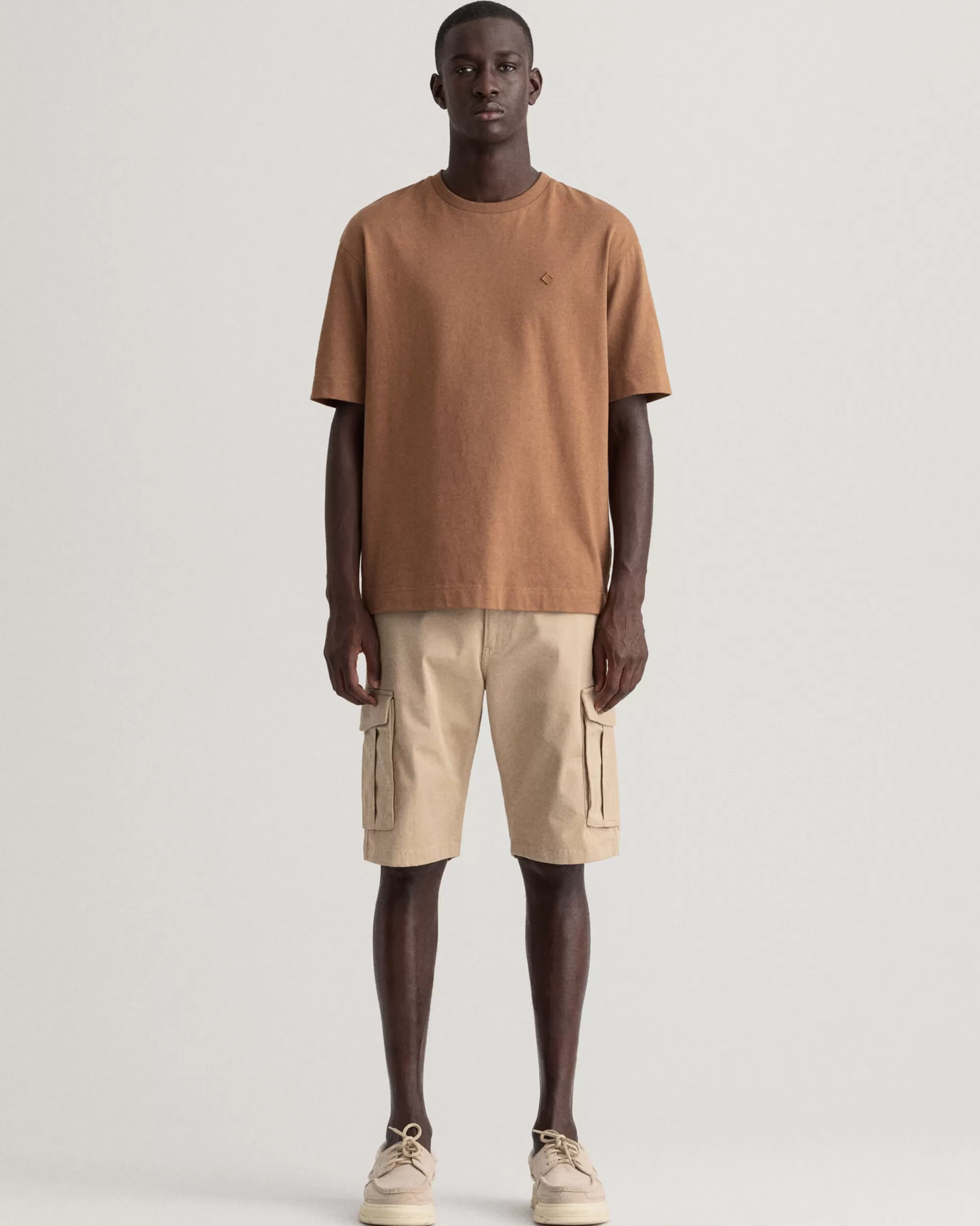 Shortsit^GANT Relaxed Fit ‑Mitoitetut Tvillikankaiset Reisitaskushortsit Dark Khaki