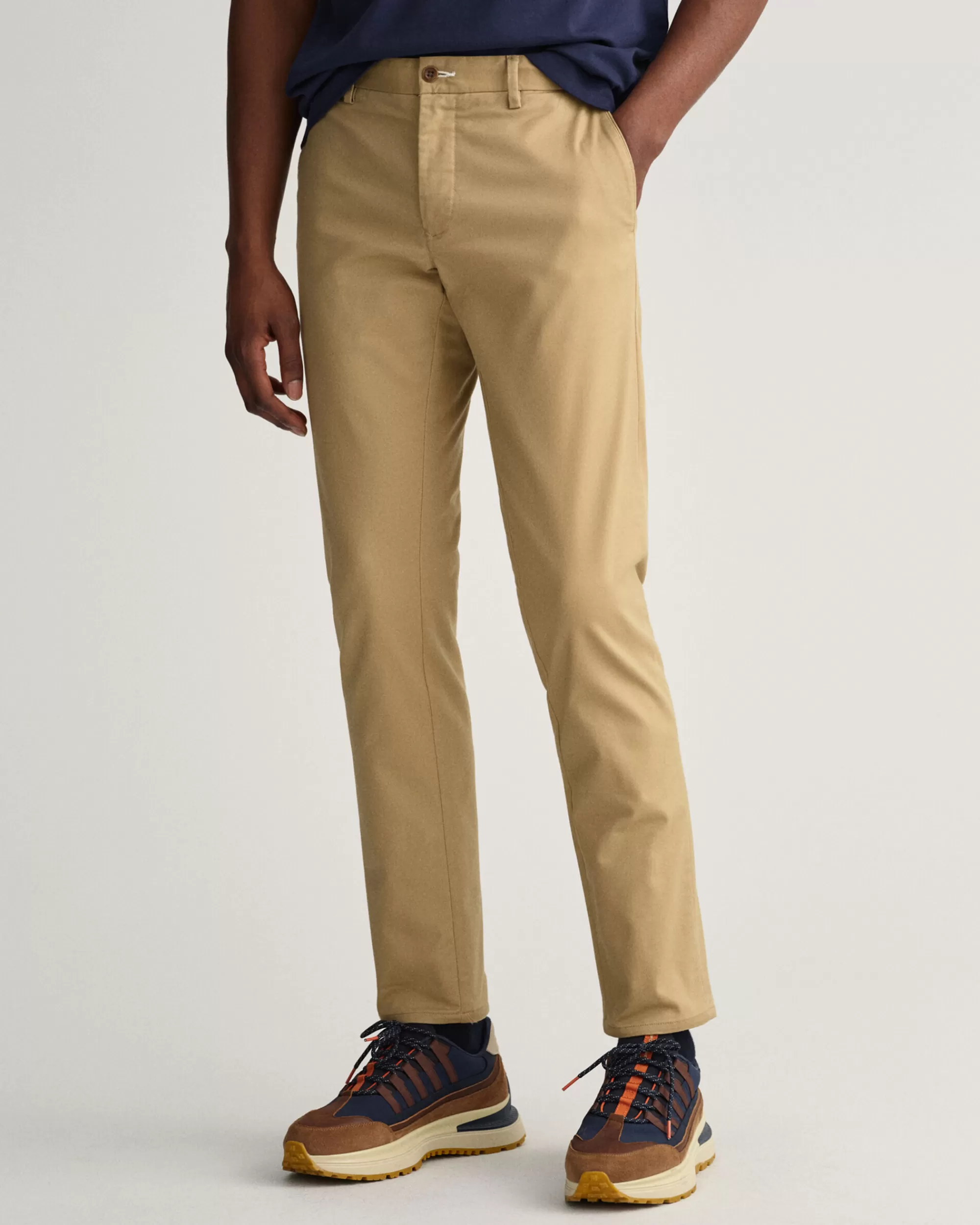 Housut^GANT Slim Fit ‑Mitoitetut Hallden Tech Prep™ ‑Chinot Dark Khaki