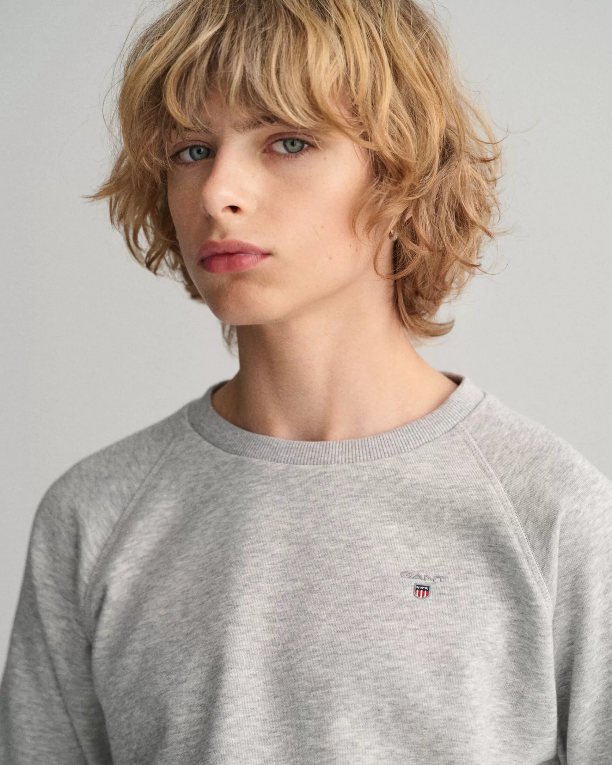 Collegepaidat & Hupparit^GANT Teen Boys ‑Malliston Original‑Collegepaita Pyorea Paantie Light Grey Melange