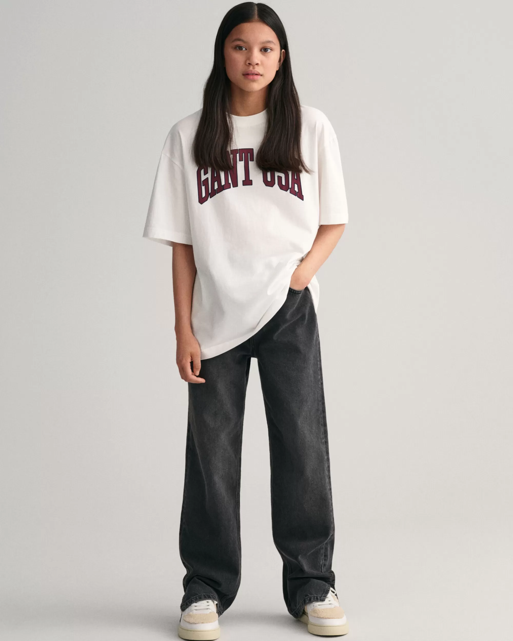 Housut^GANT Teen Girls ‑Malliston Suoralahkeiset Farkut Joissa Halkiot Lahkeissa Black Worn In