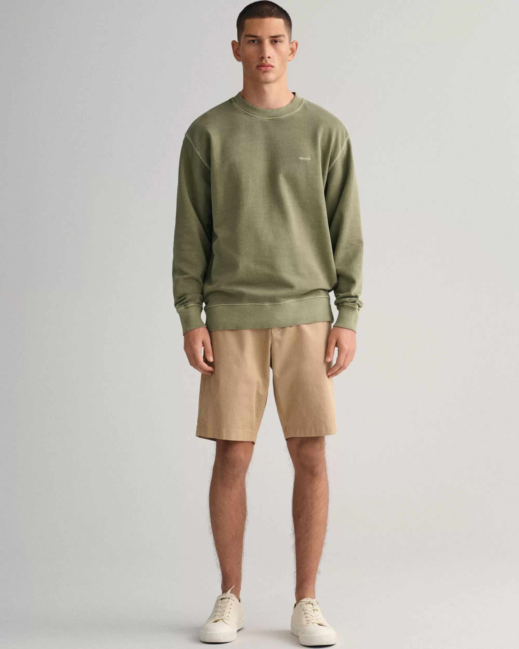 Shortsit^GANT Valjasti Mitoitetut Tvillishortsit Dark Khaki